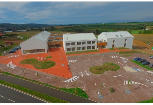 Postavili jsme novou školu v Psárech u Prahy