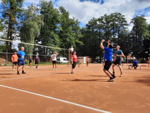 Napínavá hra, zábava a radost pro naše zaměstnance – to byl PKS VOLEJBAL CUP 2023